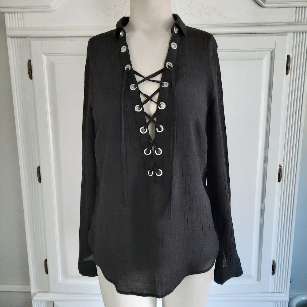 H&M DIVIDED black lace up top, size 4